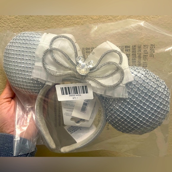 NWT Disney Minnie Mouse Holiday Gem Ear Headband for Adults 2024 - Picture 3 of 3